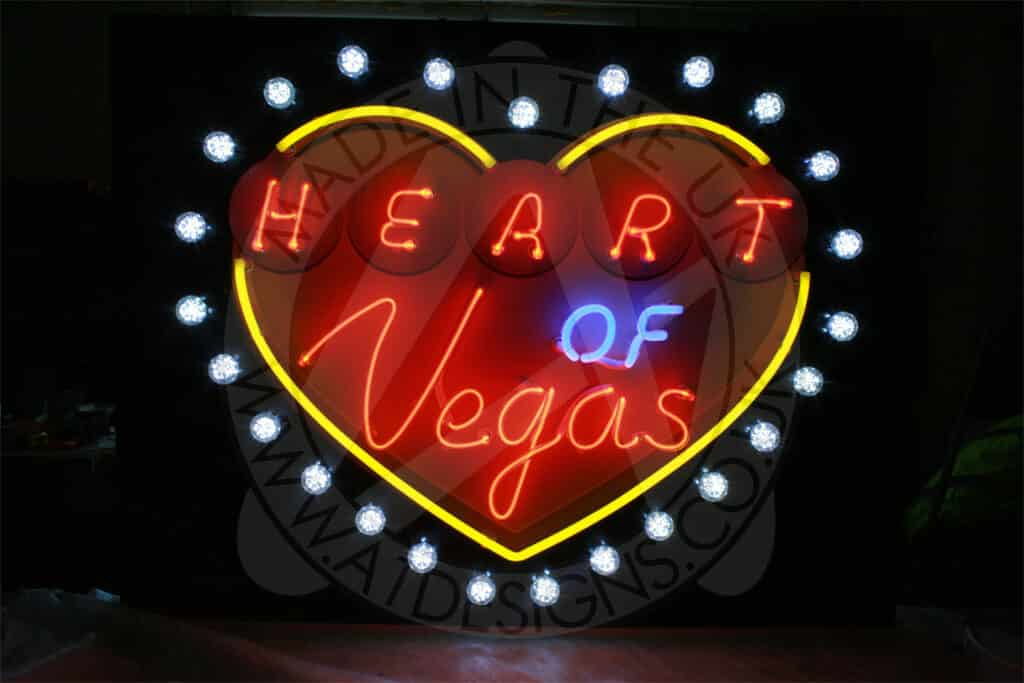 Neon Art Hear of Vegs