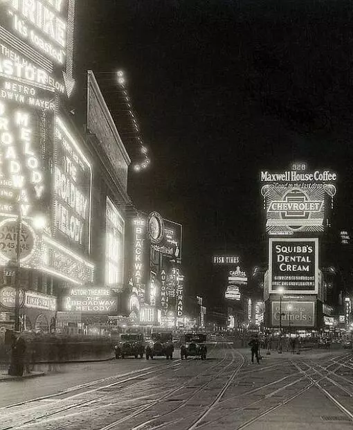 History of Neon