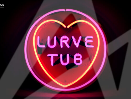 Lurve Tub Neon Art